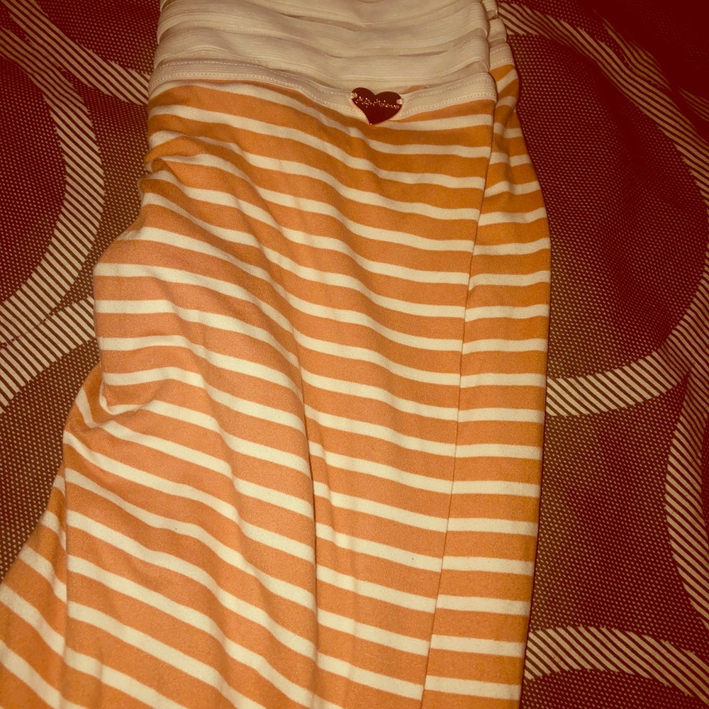 CUTe BOOTY LOUNGE MAKE YOUR BOOTY POP !!!!!